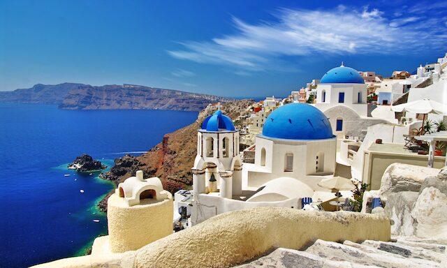White houses and blue domes at Oia, Santorini